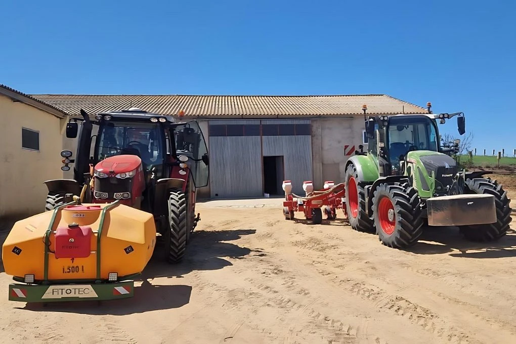 Trabajos de siembra y labranza